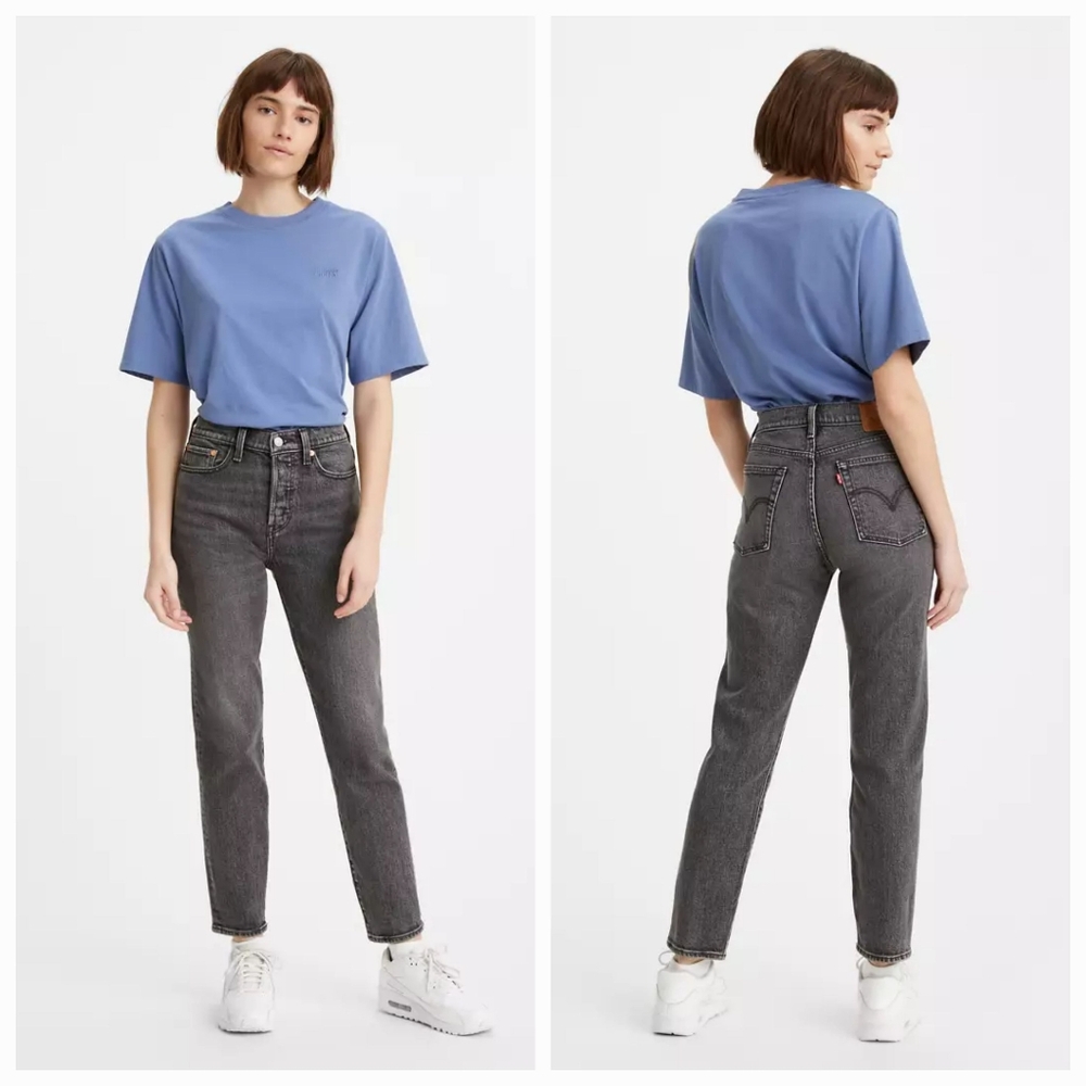 NWOT Levi's 27 Normcore Wedgie Icon Fit High Rise Button Fly Tapered Jeans